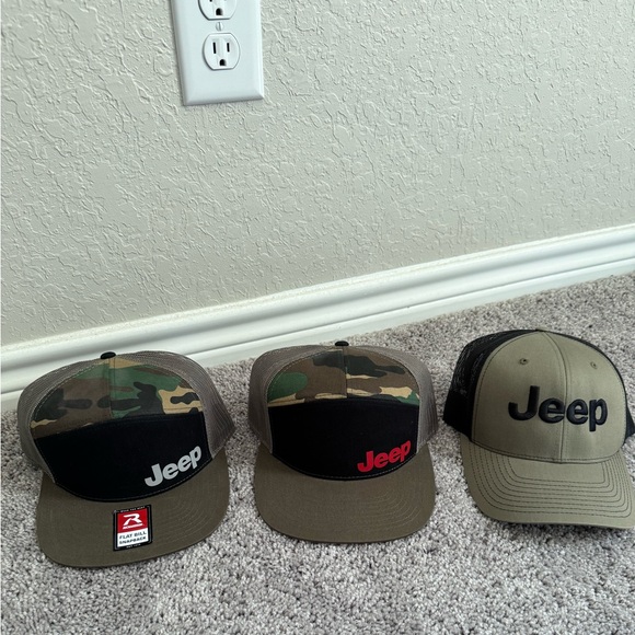 Other - Richardson snap back hat lot Jeep wrangler olive green camo